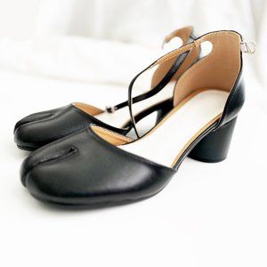 NWoT Tabi shoes, ankle-strap, low heel size 37.5